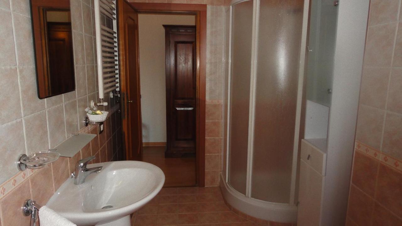 Bed&Breakfast La Corte degli Ulivi Civitavecchia Camera foto